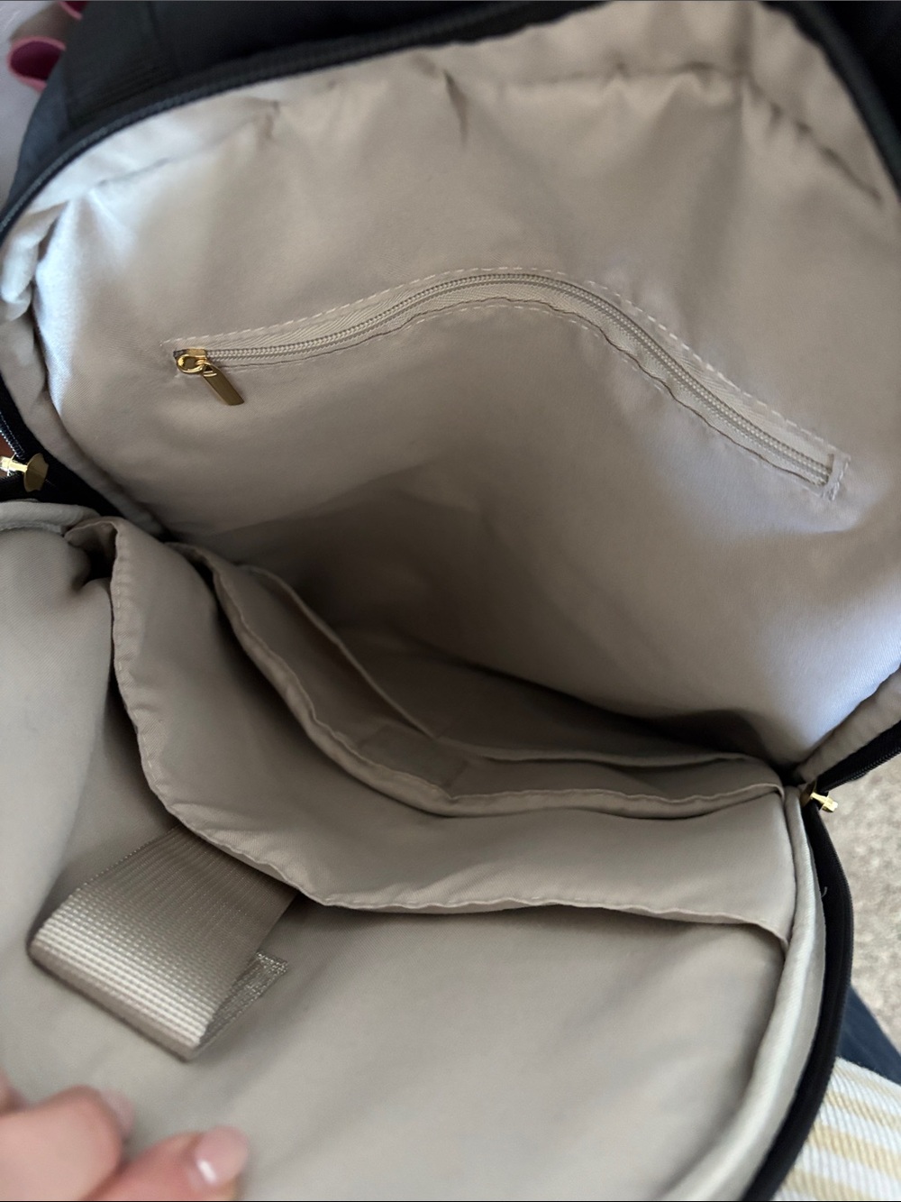 Isaac Mizrahi Backpack black - Picture 7 of 7
